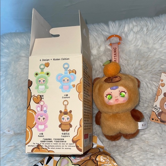 Milk candy capybaras, Plush Keychain Brown super cute smells like chocolate - Picture 5 of 10